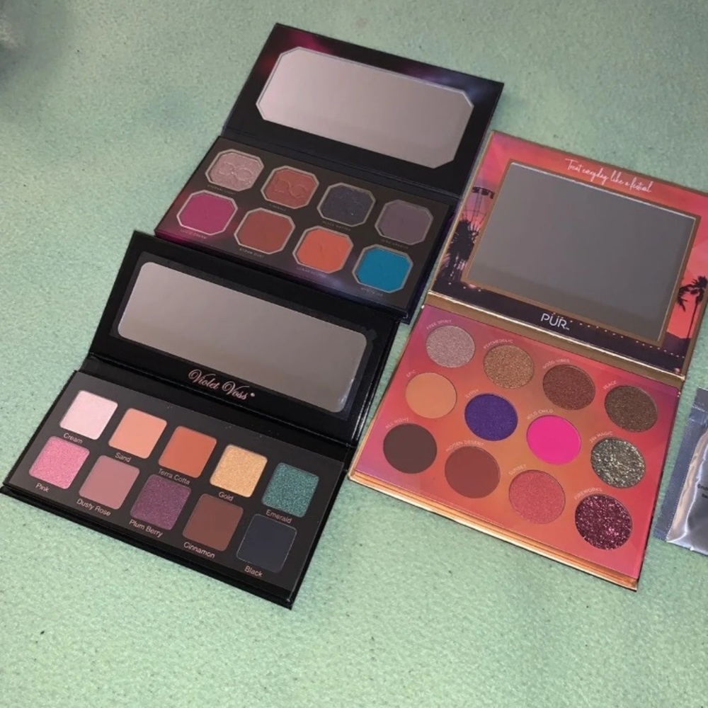 EYESHADOW PALETTE BUNDLE